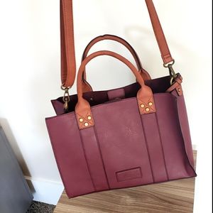 NWOT Bass Leather Burgundy Tote Purse